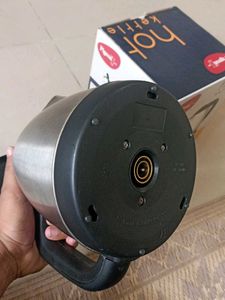 Pigeon Hot Kettle - Brand new