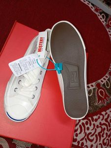 mistery White low top unisex Sneakers