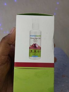 Mama Earth Onion Hair Oil