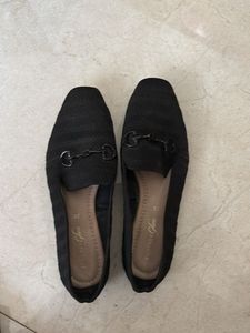 Black Flat Ballerina