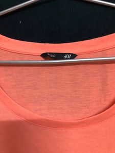 H&amp;M Short Sleeve T Shirt