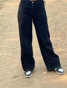 Black Wideleg Jeans