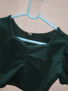 Green Puff Sleeve Crop Top👗🫧