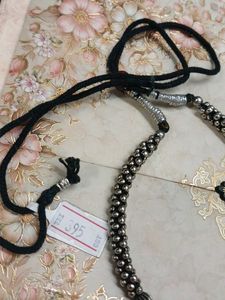 Vintage Style Silver Tone Necklace