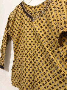 Vintage Style Tunic Top