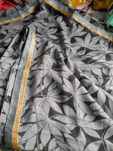 Grey Floral Print With Lace Work Saree