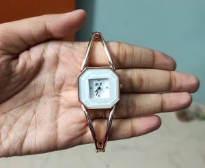 Stylish Watch For Women