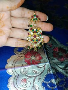 Beautiful Necklace With EarRings