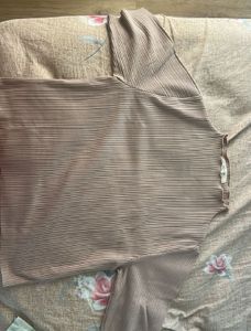 Semi Turtle Neck beige  top