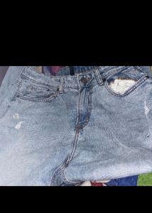 H&amp;M BRANDED RIPPED JEANS