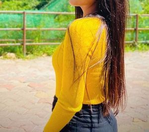 Yellow Top (Winters Wear)