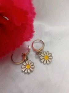 Daisy Drop Earrings