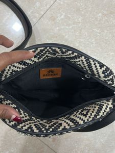 Anouk Sling Bag