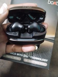 BoAt Airdopes 600 Golden Bluetooth Earbuds