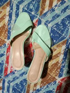 MINT GREEN HEELS 👠