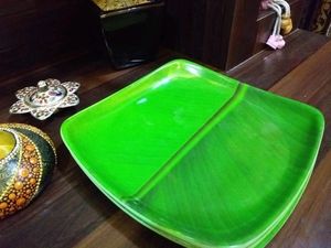 🆕️ Set Of 3 Banana Leaf Pattern Melamine Plates - Small