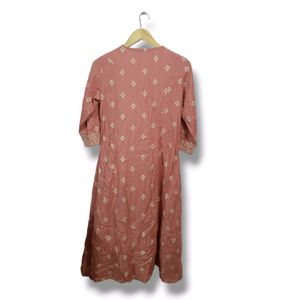 Avaasa Peach Embroidered Flared Kurta (Women&#39;s)