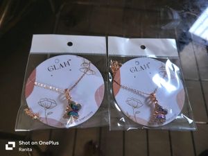 Beautiful pendant set of 2