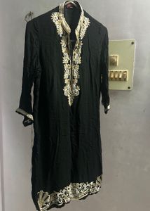 Elegant Black Embroidered Kurti