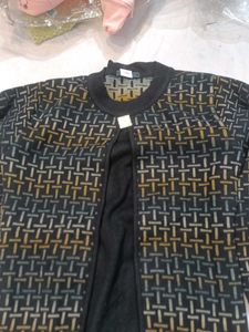 Stylish Patterned Black Cardigan