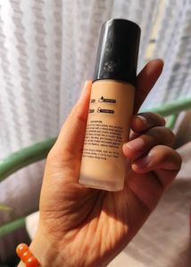 Swiss Beauty Airbrush Finish Foundation