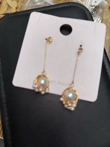 Pearl Dangling Earrings