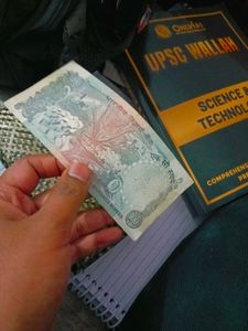 Vintage 100 Rupee Note