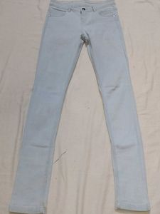 Light Wash Skinny Jeans