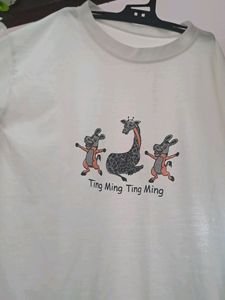 White Graphic Tshirt For Girls Size L