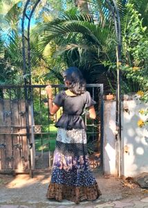 vintage Floral Flare skirt and Black Bow top combo