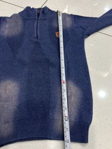 Boy&#39;s Blue Knit Sweatshirt