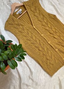 🎄EOS SALE🎄 Vintage Mustard Knit Vest