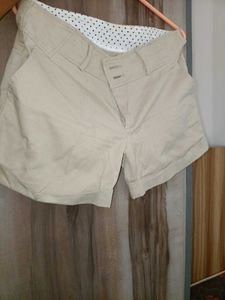 Cute Khaki Shorts