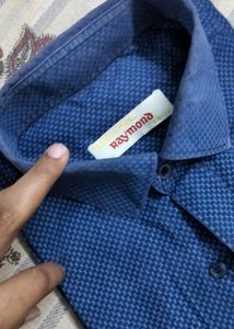 Men&#39;s Blue Patterned Shirt