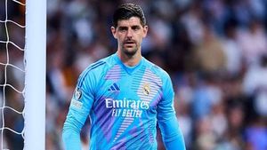 Real Madrid goalkeeper premium football Jersey