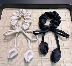 Tulip Scrunchies 🌷🩷