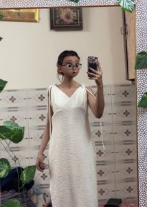 SLEEVELESS SEXY BODYCON