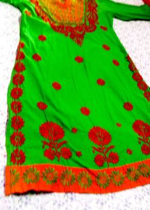 Embroidered  Chikenkari Green Kurta