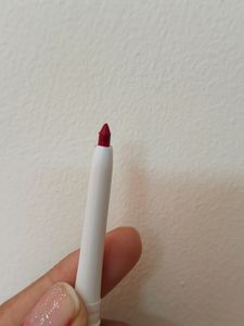 Myglamm Lip Liner