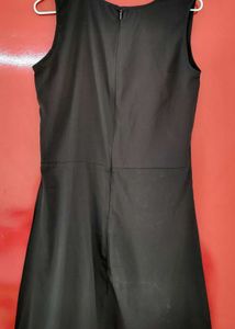 Beautiful Black sleeveless Dress 🖤💖