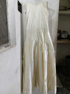Beautiful Gown 😍 For Women