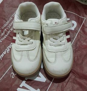 Cute White Sneakers