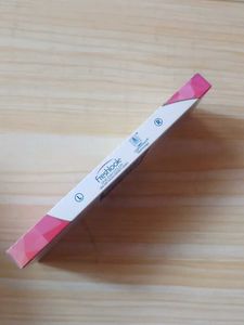 Blue Freshlook Contact Lens