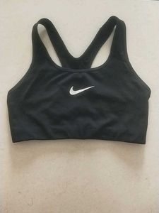 M Nike Sports Bra 🖤