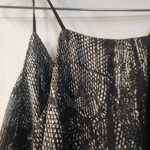 Stylish Sleeveless Top