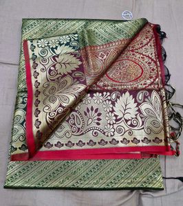 Green &amp; Red Banarasi Silk Saree