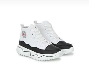Layasa New Fashion High Top Sneakers