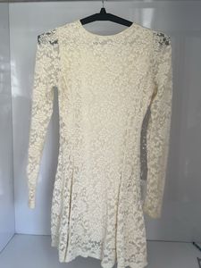 Elegant Lace Long Sleeve Dress