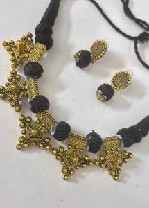 Choker Set