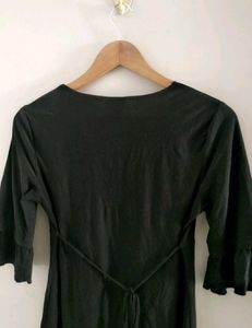 Beautiful Top With Lace Detailing